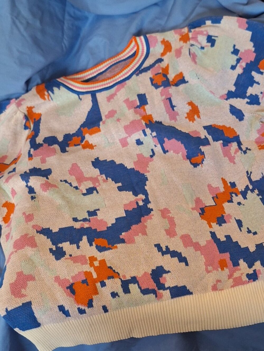 Cotton Sweater Size Large Asian Inspired Abstract Print NWOT